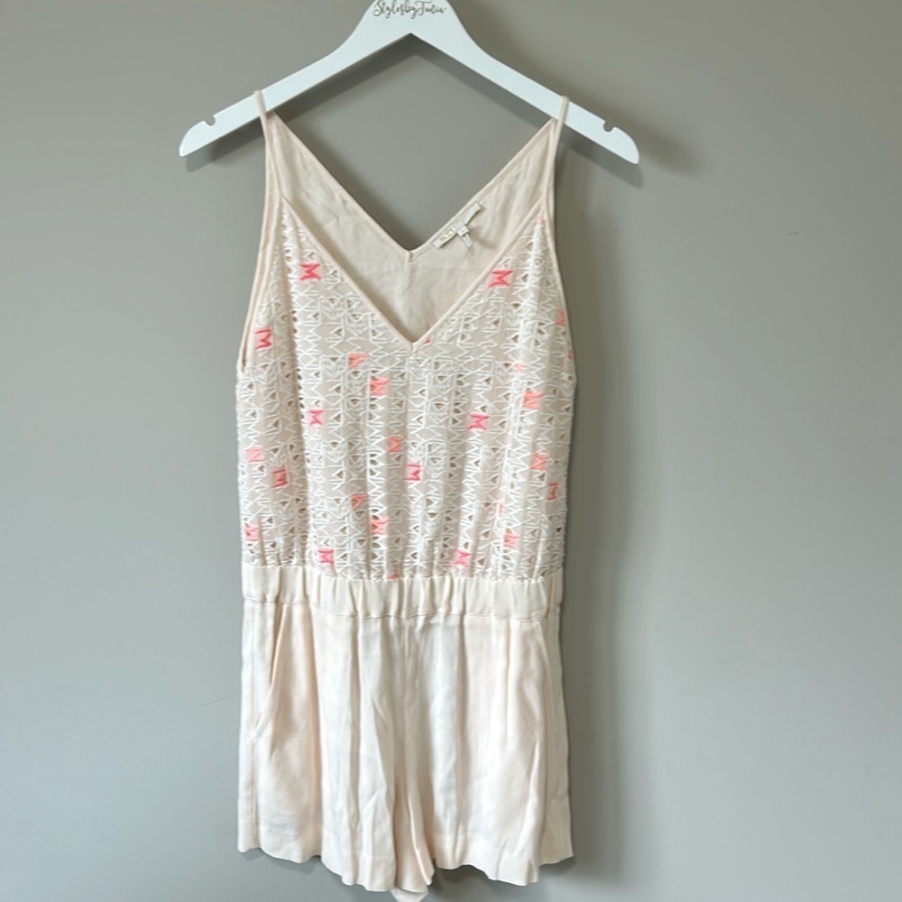 MAJE Lola Embroidered Playsuit Romper Pull On Vneck Ivory Pink Lace Sz 1 Small - Picture 3 of 14